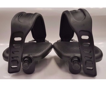 Exercise Bike Pedals Adjustable Straps 9/16 inch Gym Bicycle Cycle Black
